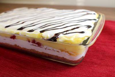 Banana-Split-Lasagna-Recipe